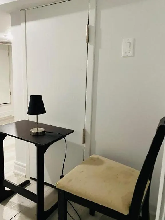 Relax Room II East York Space Share Rooms Toronto 0*,